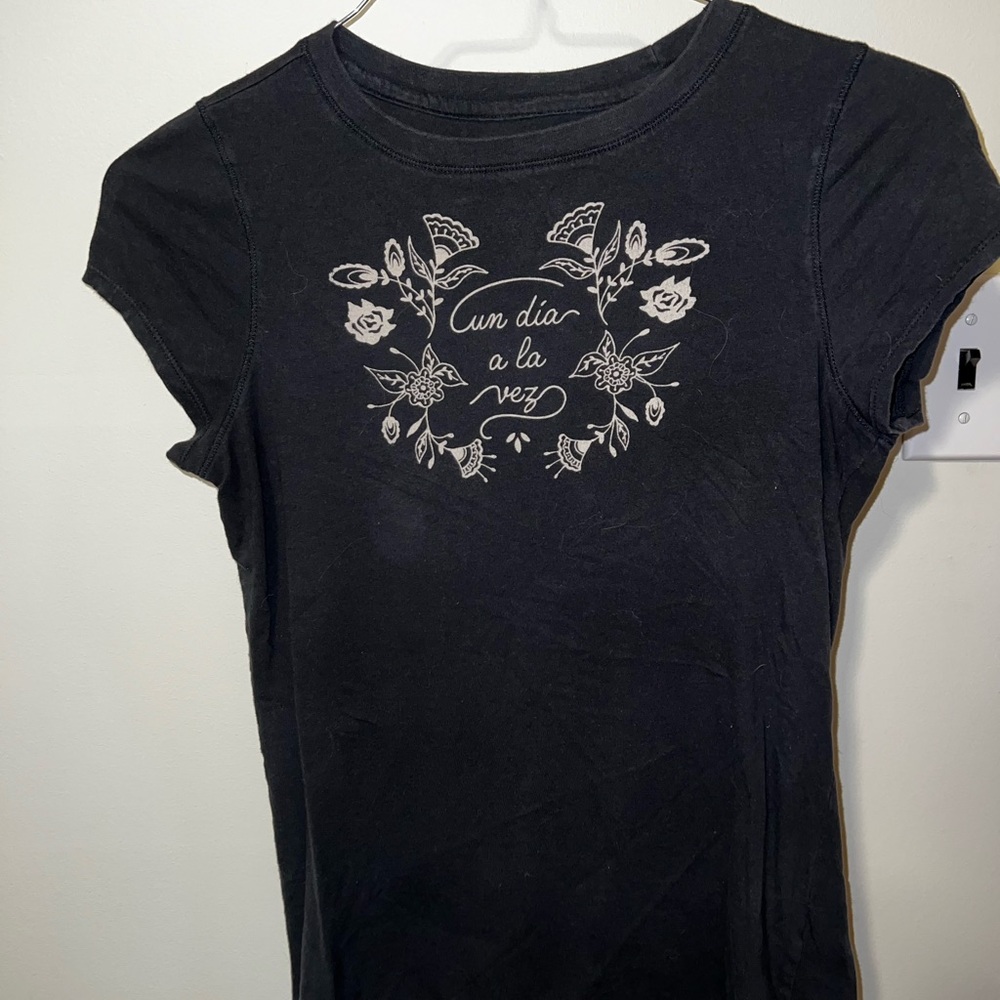 Universal Thread Black Tee